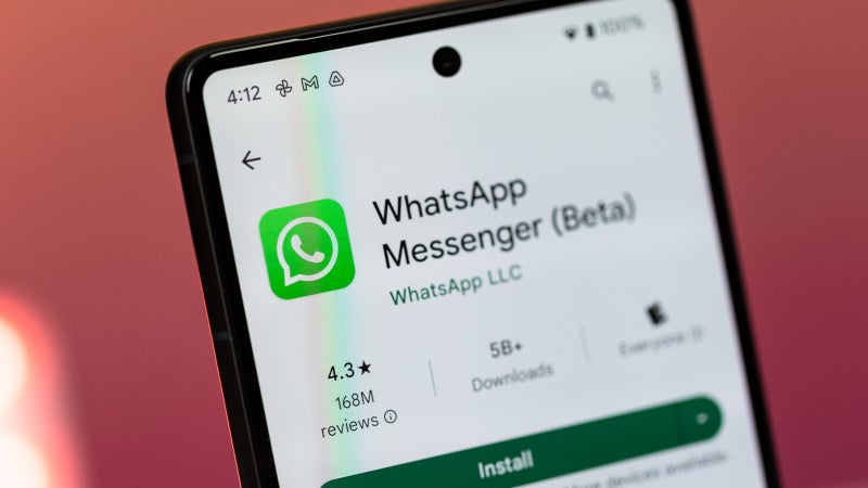 WhatsApp starts testing Meta's AI-powered chatbot