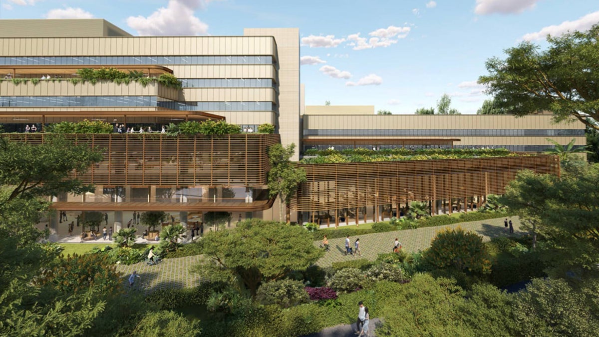 Apple pours quarter of a billion dollars in Singapore