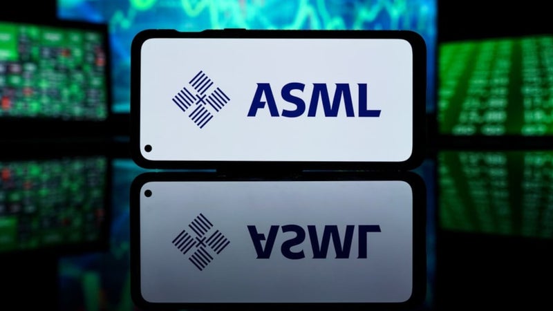 Undisclosed foundry is the second buyer of ASML's $400 million second-gen EUV machine