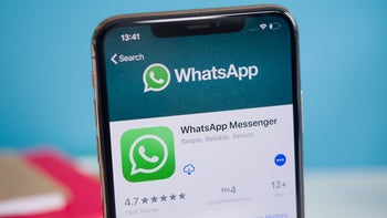WhatsApp is rolling back the capitalized "O" online indicator