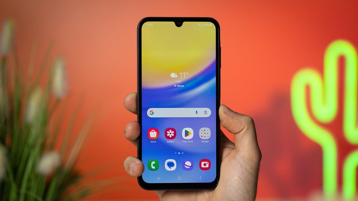 Weekly deals under $200: Moto G Power 5G (2023), bargain portable power station, and more epic discounts