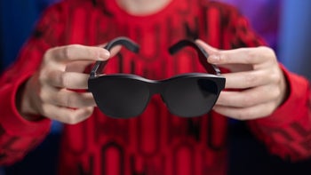 Google gives us a glimpse of what AI-powered AR smart glasses could look like