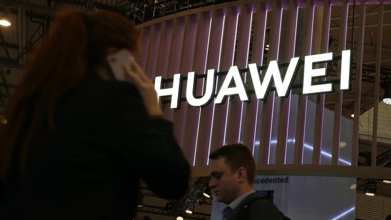 Huawei opens a flashy store across the street from the Apple Store in this city