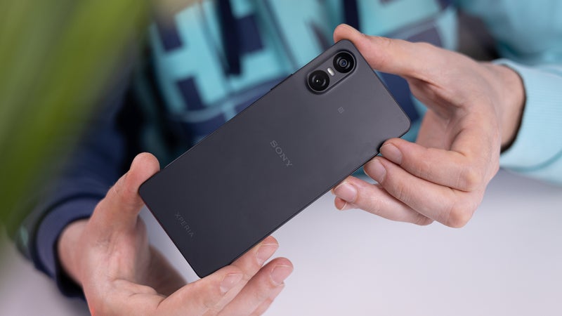 Sony Xperia 10 VI: Battery and Charging Test Results
