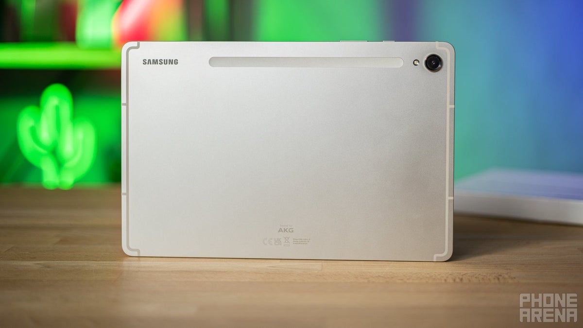Samsung's 'vanilla' Galaxy Tab S9 is a superb iPad Air alternative at its new record high discount