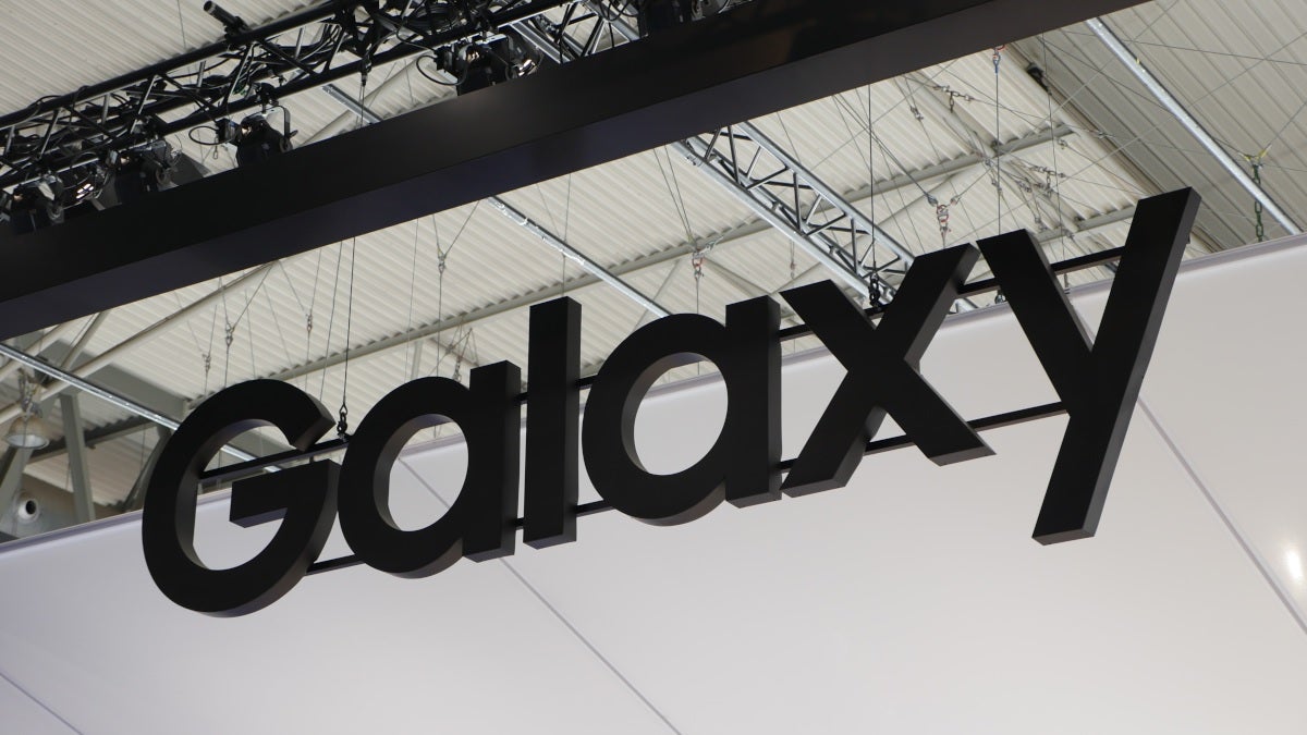 Premium Galaxy Watch Ultra surfaces in a pair of live images