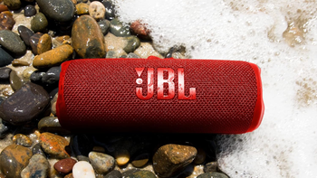 New Amazon deal knocks one particular JBL Flip 6 model down to its second-best price