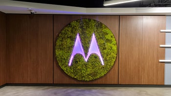 Upcoming Motorola phone will give buyers protection never seen from a major manufacturer