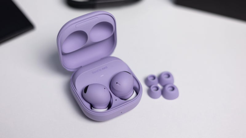 Samsung Galaxy Buds 3 new leaked images show a stylish redesign ...