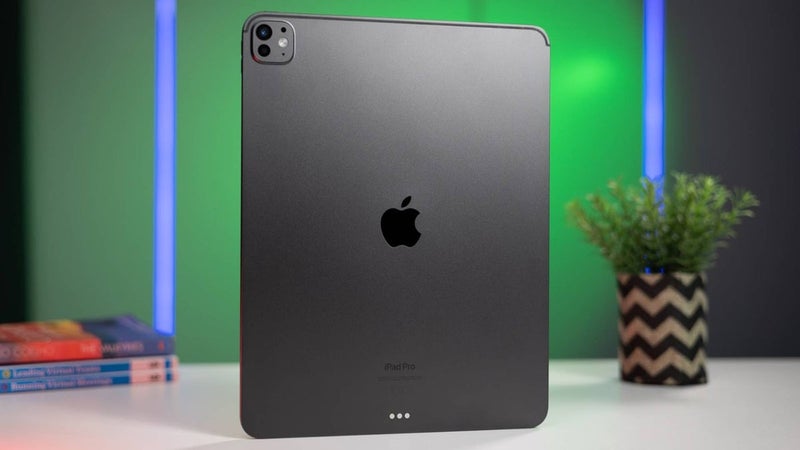 Apple seemingly leaks upcoming iPad models