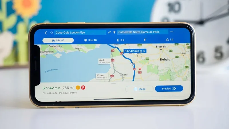 iPhone users with Google Maps are beginning to see this important real-time feature on the app