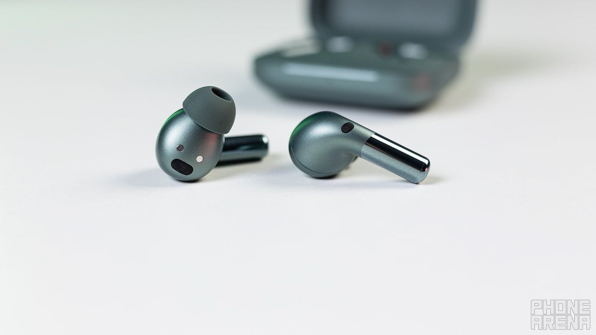 OnePlus Buds could get the ability to activate Generative AI call summaries