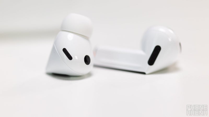 The Galaxy Buds 3 Pro are DOA, and Samsung should just throw in the towel already