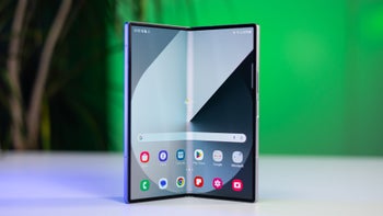 An image of the interior display on the Samsung Galaxy Z Fold 6