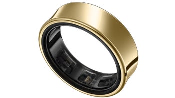 Samsung Galaxy Ring in Titanium Gold color