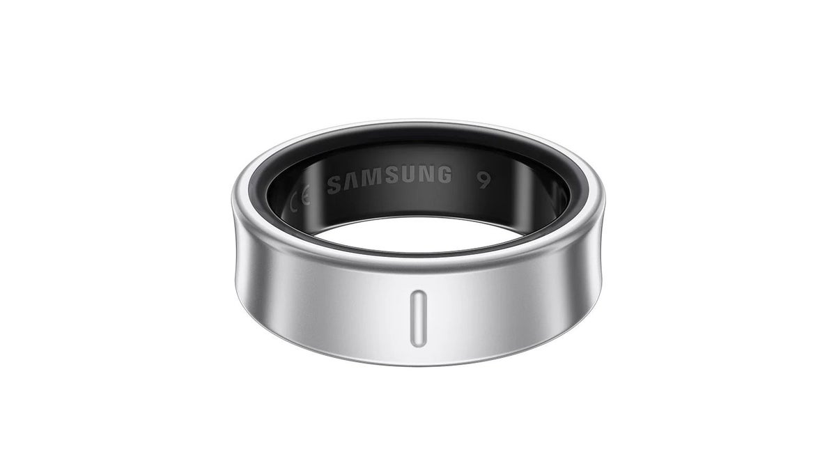 Samsung Galaxy Ring in Titanium Silver