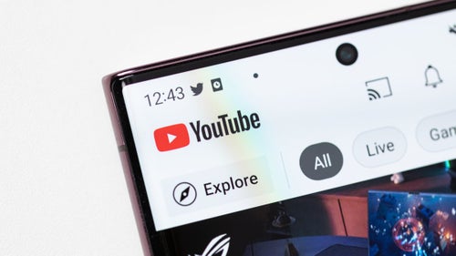 This better not be happening: YouTube Premium users are seeing ads