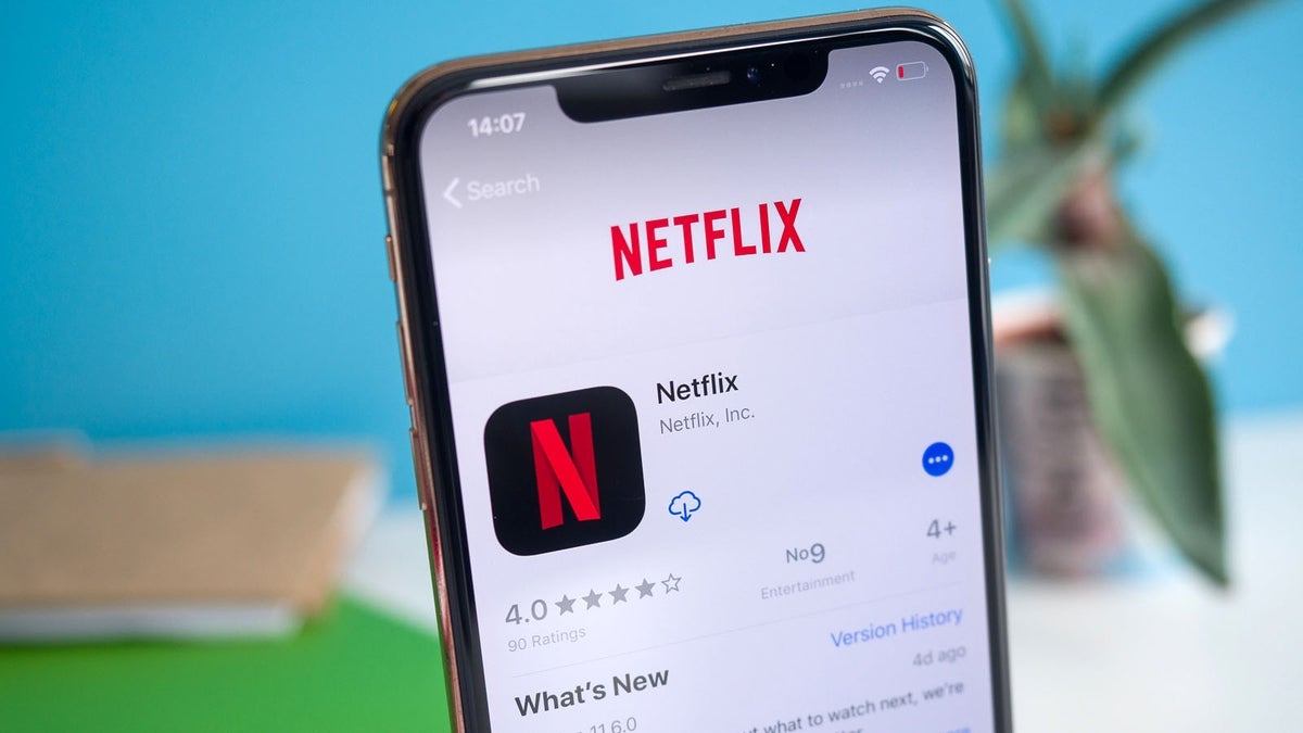 就在人们热切期待的泰森与保罗之战之前，Netflix 宕机了