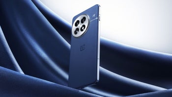 OnePlus 13 in blue color