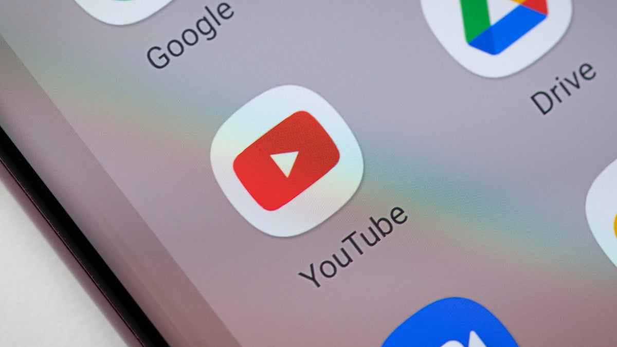YouTube app along with other Google's app on a smartphone screen.
