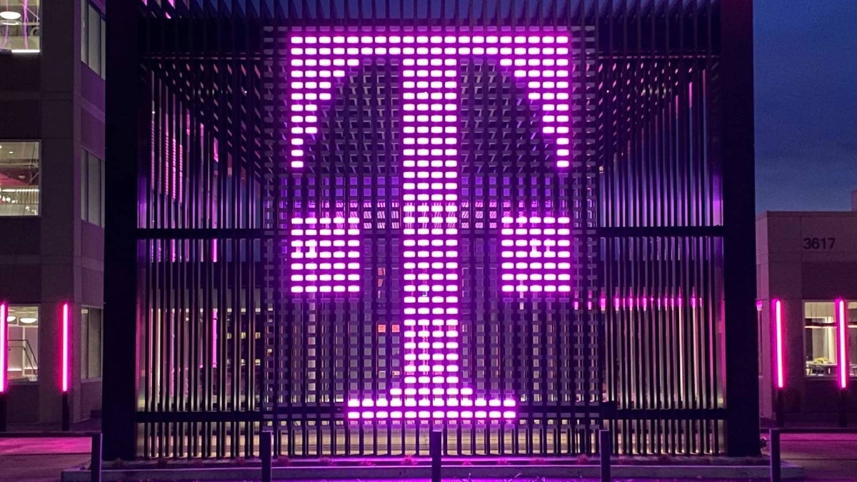 Charter employee T-Mobile