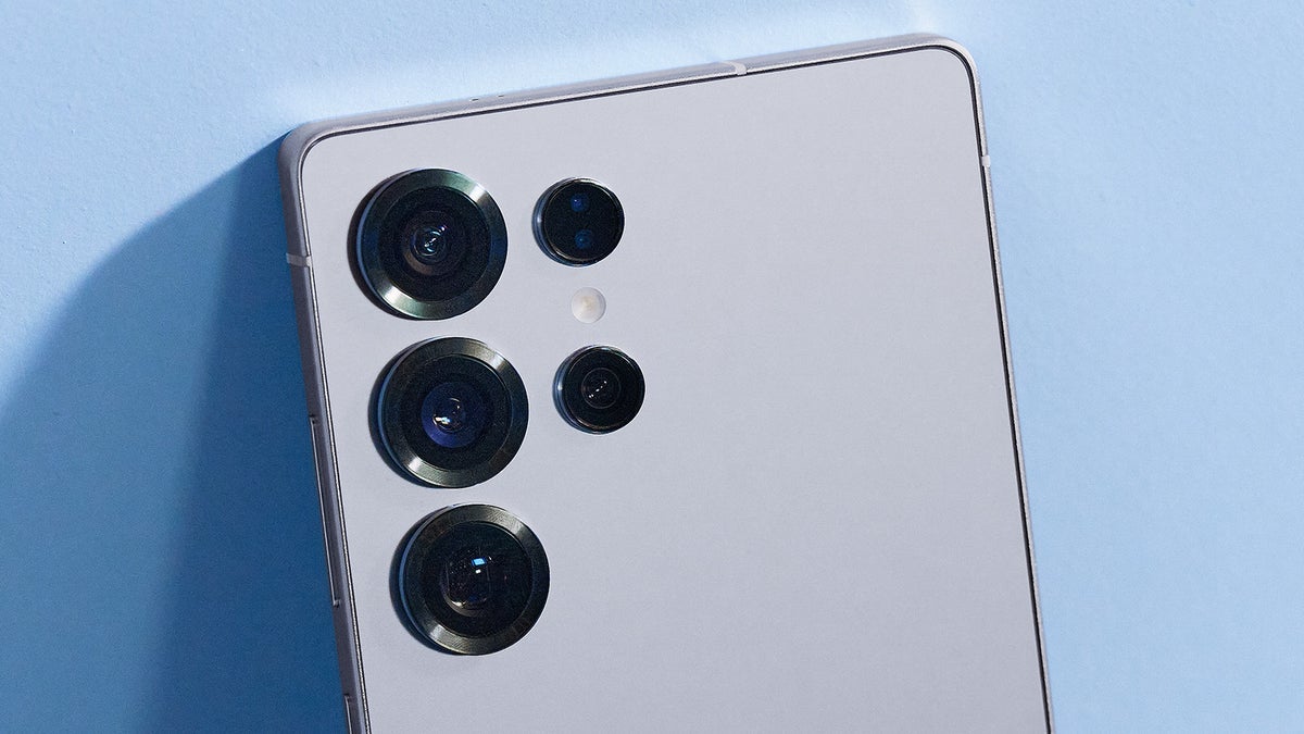 Galaxy S25 Ultra and its cameras.