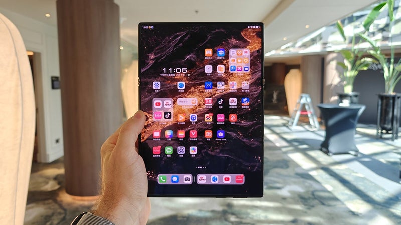 Samsung's rumored tri-fold gets a name