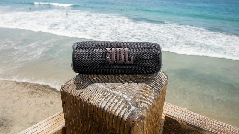 Delicious deal knocks popular JBL Flip 6 down to a bargain price