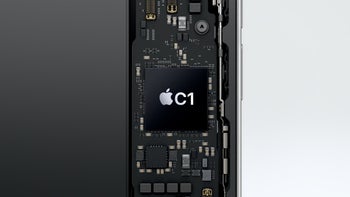 Image of the C1 modem inside the iPhone 16e