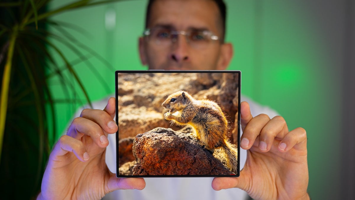Samsung Galaxy Z Fold 6