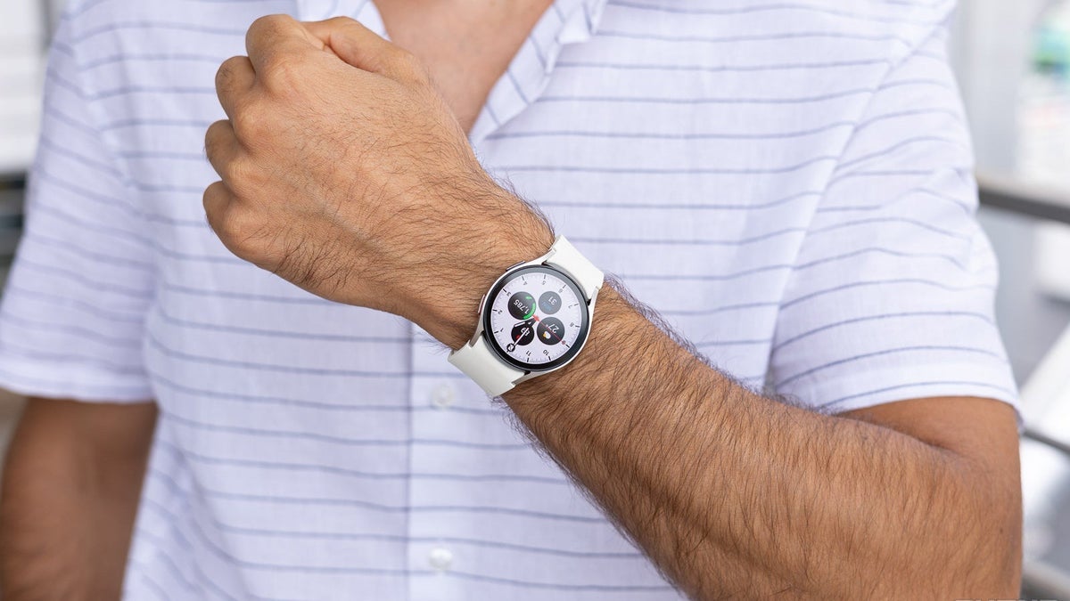 Feature-packed Galaxy Watch 7 is now selling at a dazzling discount