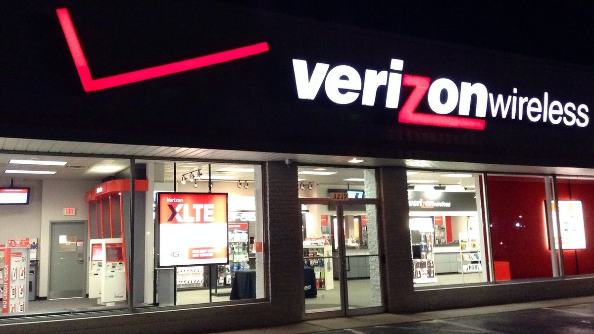 Verizon代表烧毁后退出$ 3/小时的工作