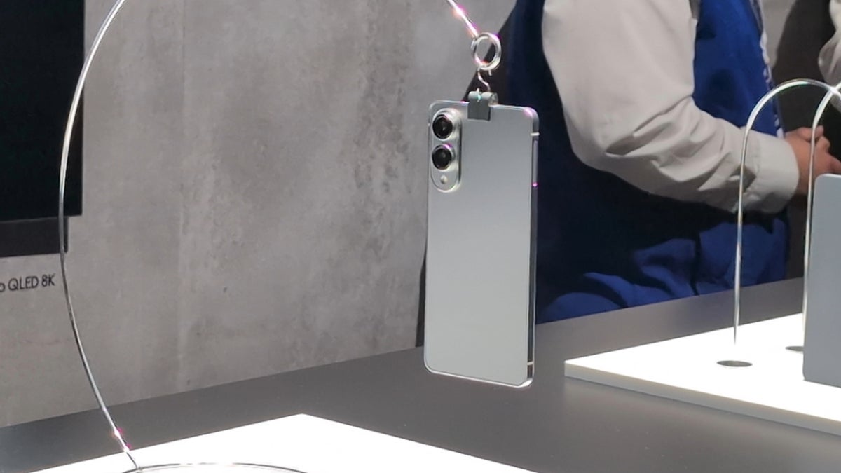 A photo of the upcoming Samsung Galaxy S25 Edge displayed during a tech event.