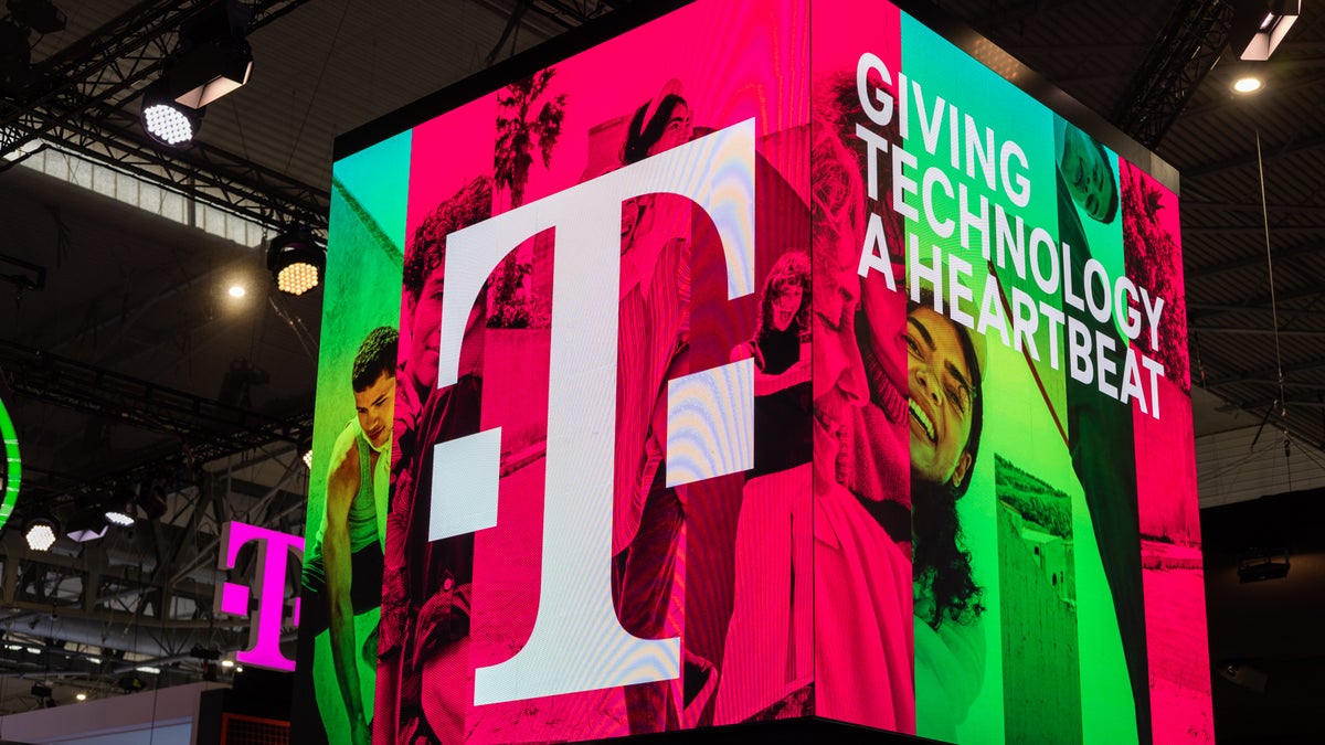 T-Mobile logo