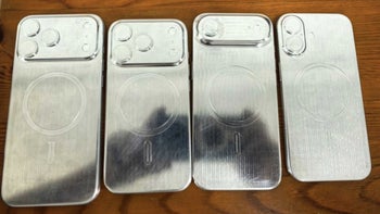 Metal molds of the iPhone 17 series including the super-thin iPhone 17 Air.