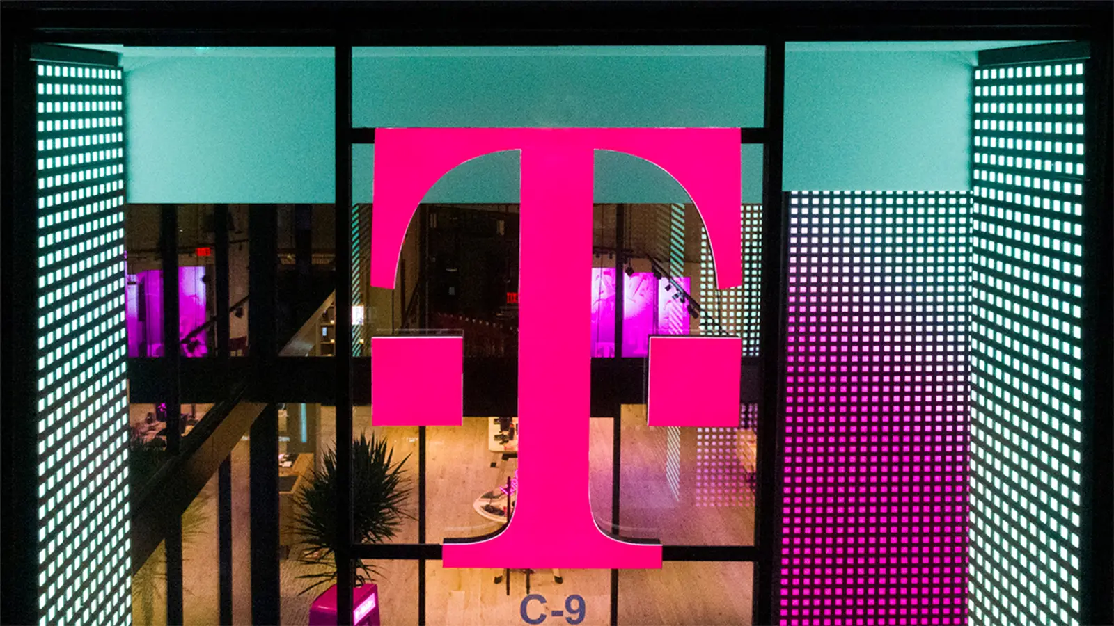 Confidential T-Mobile document might cheer some customers up