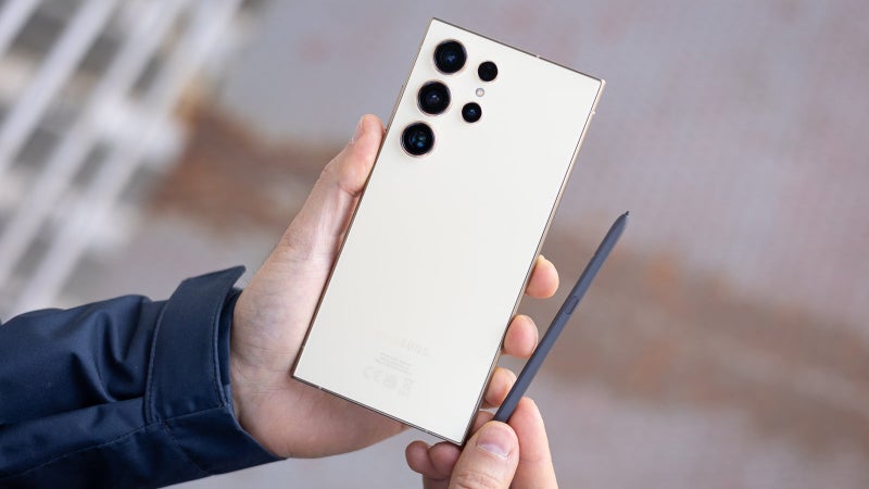 Galaxy S26 Ultra’s big shift: Why losing the built-in S Pen could be a major win