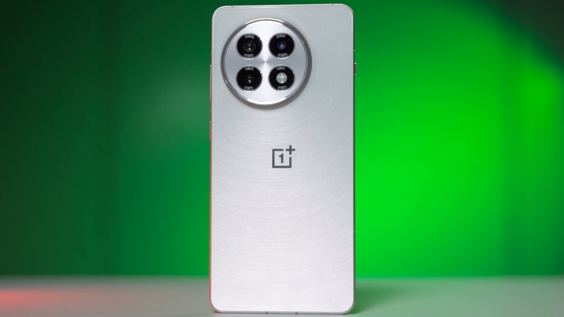 The affordable OnePlus 13R flagship is steeply discounted for the first time with no trade-in