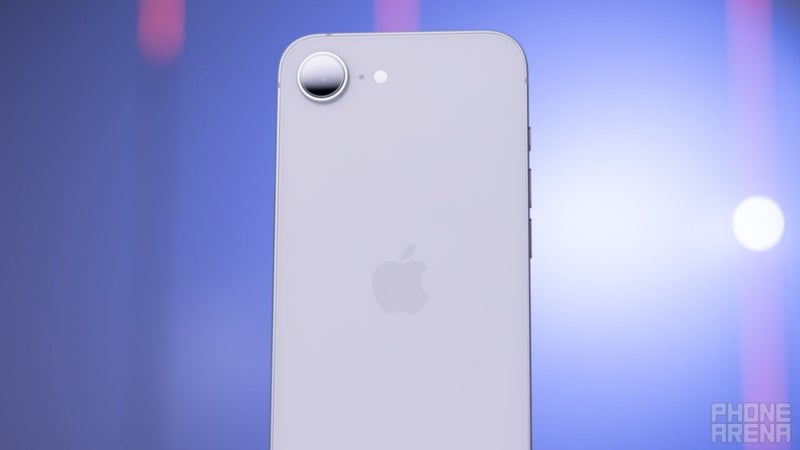 Apple pulls off historic win over Samsung in Q1 2025 thanks to the iPhone 16e