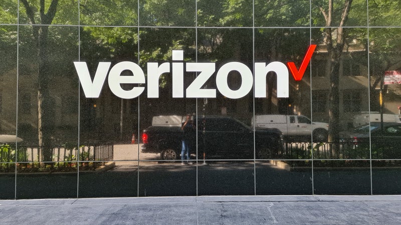 AT&T and Verizon confirm they will pass the cost of tariffs to their customers