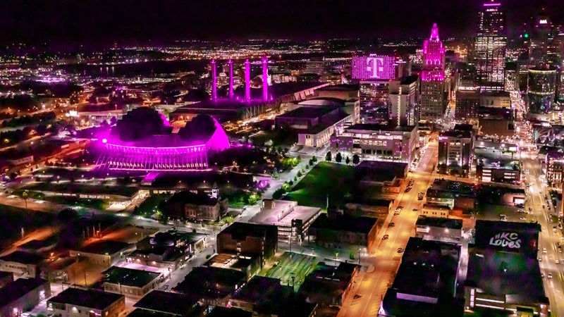 T-Mobile is giving customers another reason to hold on to old plans