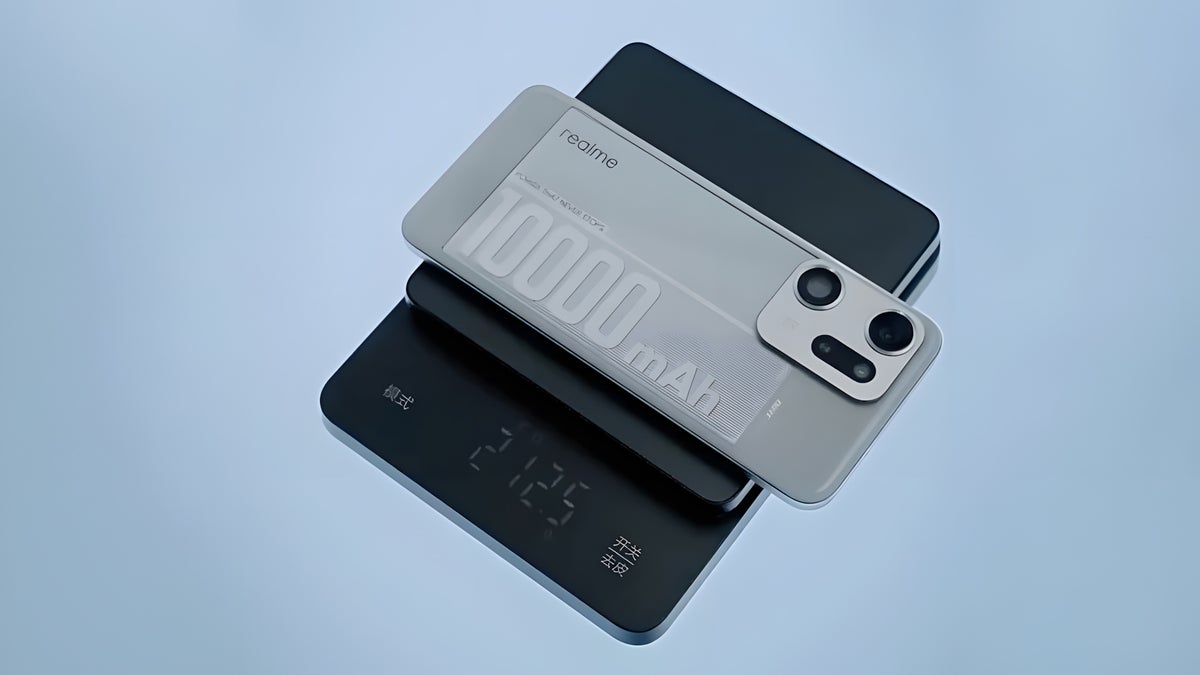 Screenshot from the Realme GT 10000mAh teaser video
