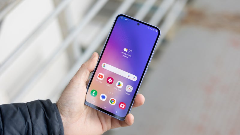 Samsung's belated One UI 7 rollout reaches the mid-range Galaxy A54 and Tab S9 FE duo at last
