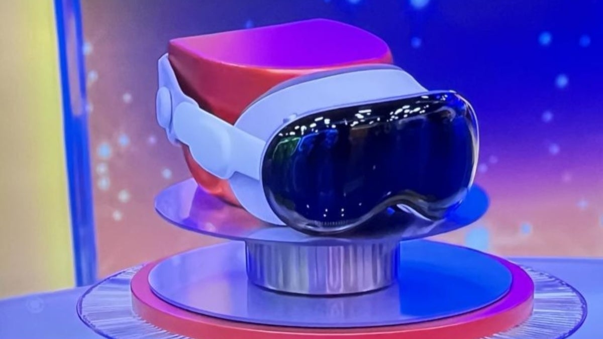 The Apple Vision Pro spatial computer appears on The Price is Right.