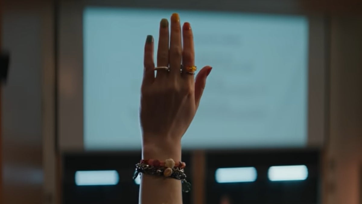 Apple videos promote new accessibility features for iOS 19, macOS 16