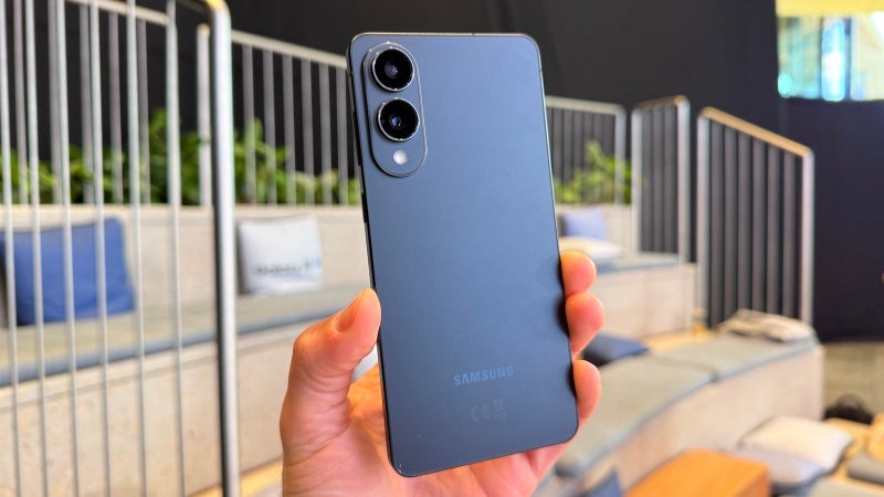 Weekly deals roundup: Save big on the Galaxy S25 Edge, Razr Ultra (2025), Tab S10 Plus, and more!