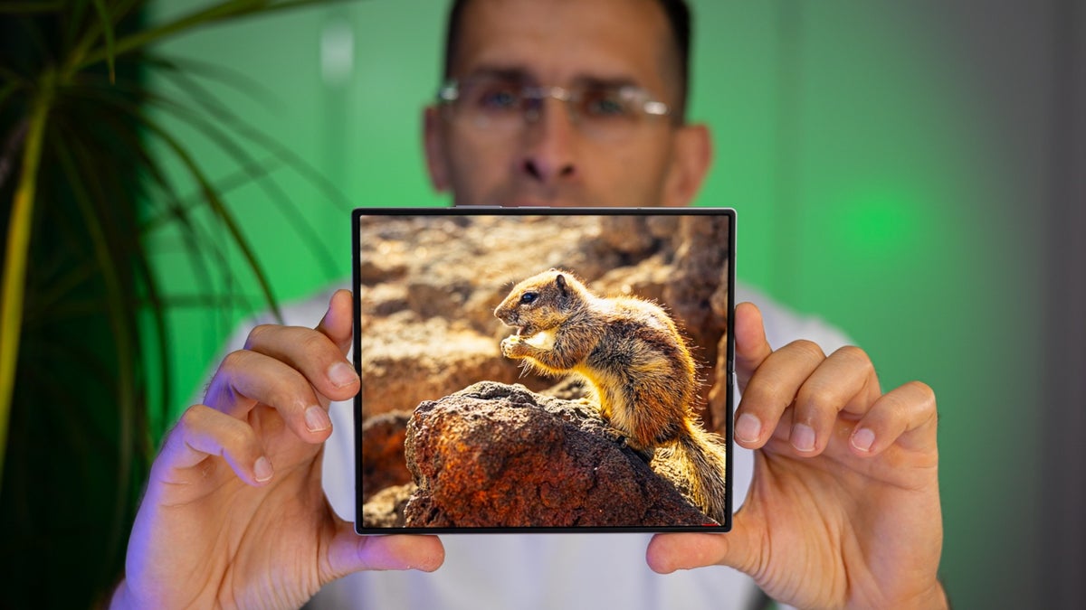Samsung Galaxy Z Fold 6