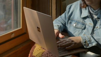 Microsoft quietly fixes a big USB-C problem on laptops: no more guessing games!