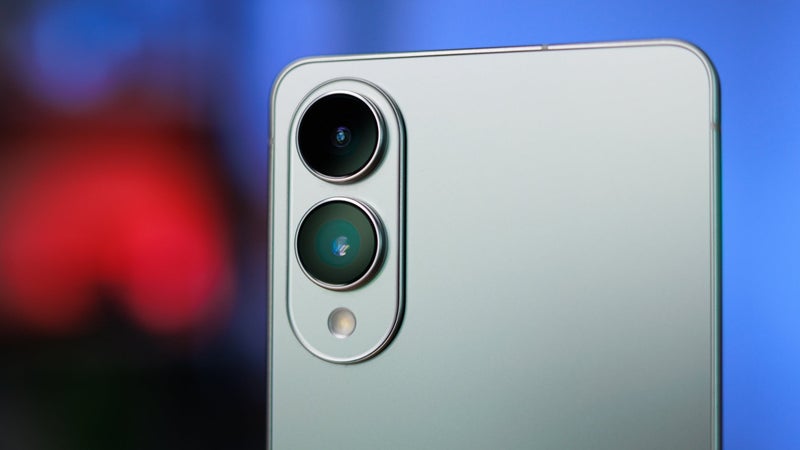 Galaxy S25 Edge camera score: A sharp shooter, zoom not included