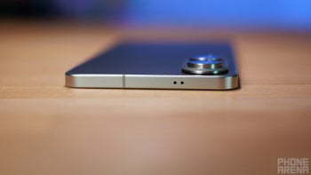 Samsung Galaxy S25 Edge wannabe proves you can fit a bigger battery in a slim body